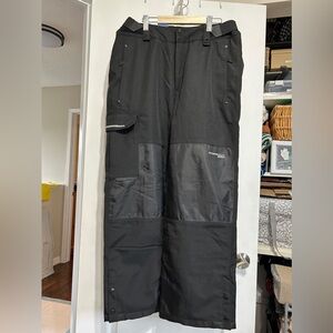 Men’s Stormpack Snow pants. NWT